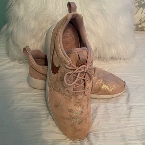 Nike Roshe One Metallic Red Bronze 10.5